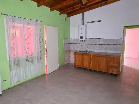 Casa 3 ambientes con 2 baños