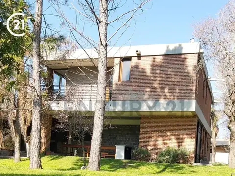 Casa en Alquiler de 3 dormitorios