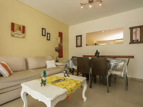 Depto Tipo Casa en Venta de 2 ambientes