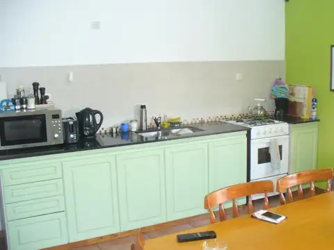 Departamento 4 ambientes con 2 baños