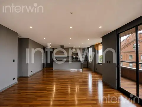 Departamento en Alquiler con 2 cocheras
