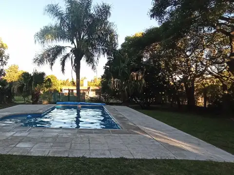Casa en Venta 2 dorm Quincho Pileta Sauce Montrull