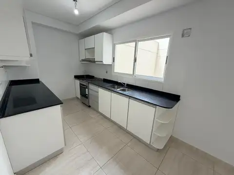 Departamento en Alquiler en Villa del Parque, $ 800.000