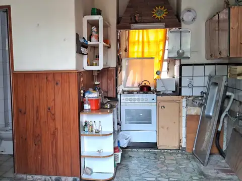 Depto Tipo Casa en Venta 50 años