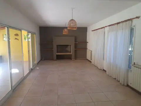 CASA EN LO MEJOR DE VILLANUEVA