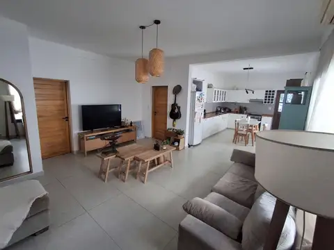 Depto Tipo Casa en Venta de 3 ambientes