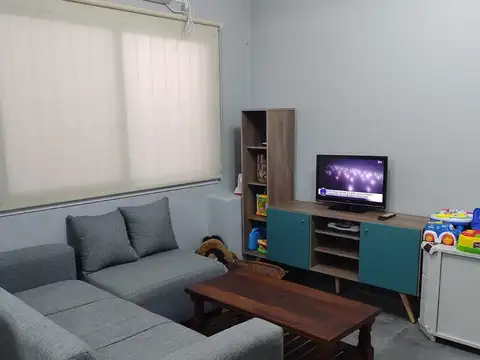 Casa en venta - 3 Dormitorios 1 Baño - 110Mts2 - Don Bosco, Quilmes