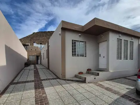 Casa 5 dormitorios km 3 Apta Crédito Hipotecario