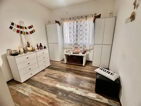 CASA EN VENTA EN BARRIO BELLEVILLE
