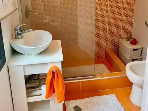 CASA EN VENTA EN BARRIO BELLEVILLE