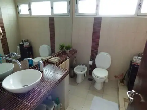 Alquiler Permanente Casa 2 dormitorios - Puerto Roldán