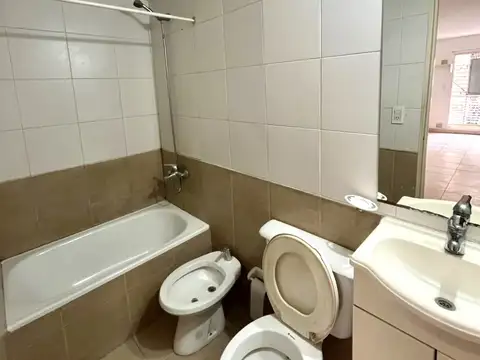 Monoambiente en alquiler con balcón