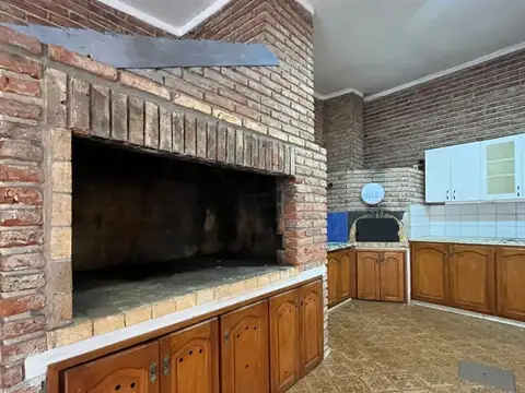 Casa en Alquiler 1994 años