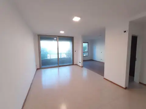 Departamento en  edificio Torre Avenida II