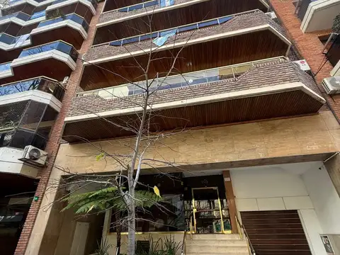 ALQUILER SEMIPISO 4 AMB C/DEP. COCHERA FIJA -  24 MESES O TEMPORARIO EN U$S