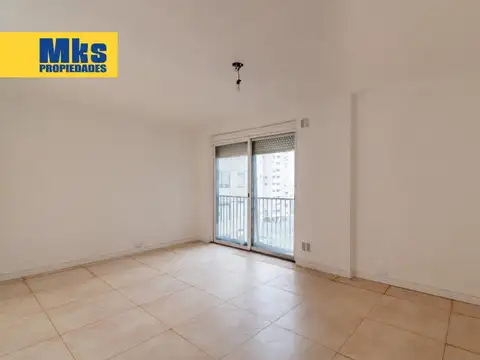 Av Montes de Oca 1230 , Piso 8