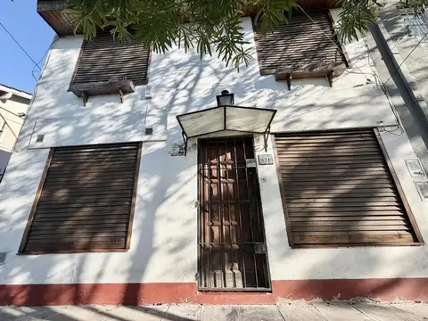 PH 3 ambientes con entrada independiente.