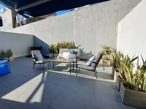 DPTO EN  VENTA DE 1 DORMITORIO. GRAN PATIO ABAST0