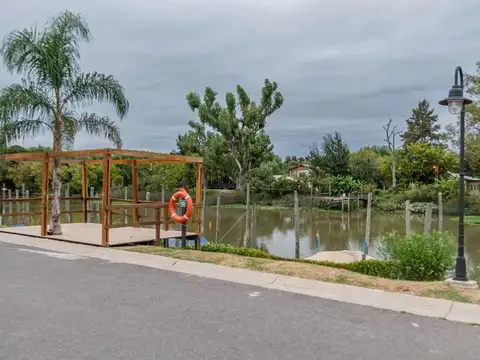 Terreno en Venta 28  mts Fondo