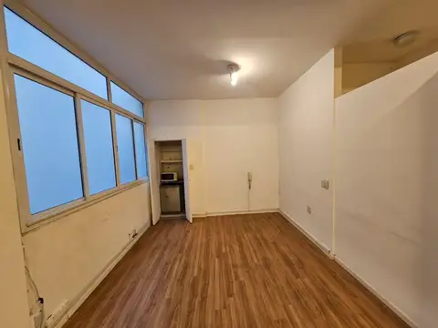 Oficina en Alquiler 65 años