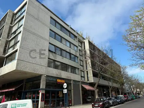 Departamento en Venta en Coghlan, USD 145.000