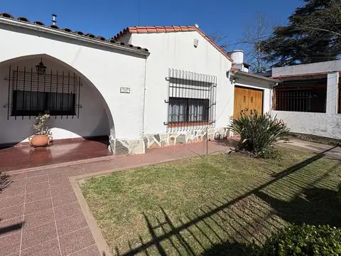 Casa en Alquiler 50 años