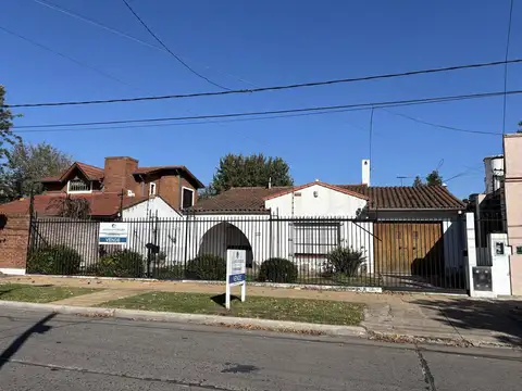 Casa en Alquiler en San Antonio de Padua, $ 1.600.000