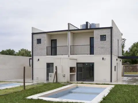 Casa en Venta en Funes, USD 118.000