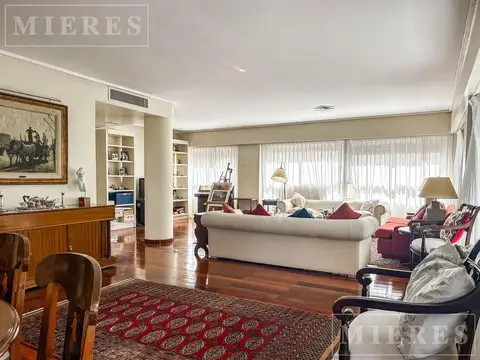 Departamento en Venta de 4 dormitorios