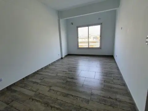 Mariano Santamaria 2000 , Piso 1