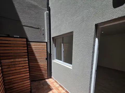 Depto Tipo Casa en Venta de 2 ambientes