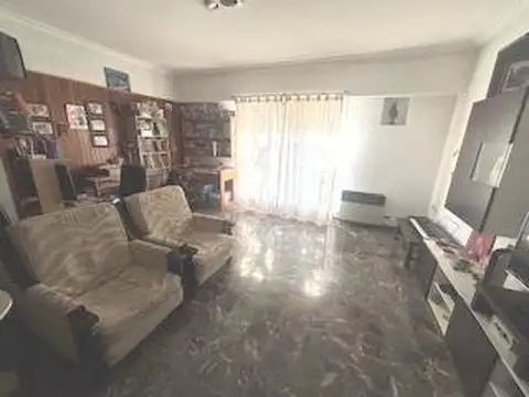 Oficina en Venta con 1 cochera
