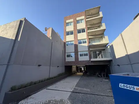 Departamento 4 ambientes con 3 baños