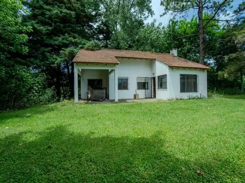 Casa en venta, Sicardi. 3 dormitorios y parque