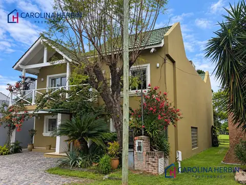 Casa 7 ambientes con 6 baños