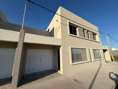 4 PH con cochera en venta - Rafaela
