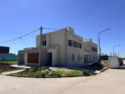 4 PH con cochera en venta - Rafaela