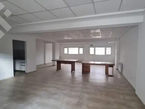 Oficina en Alquiler en Cipolletti, $ 2.900.000