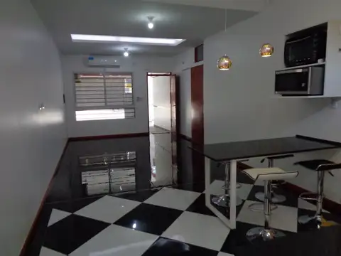 El Rubí de Saenz Peña, casa 2 ó 3 dormitorios impecable y equipada!