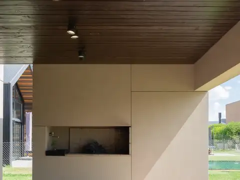 Casa en Alquiler en San Sebastian, USD 3.500