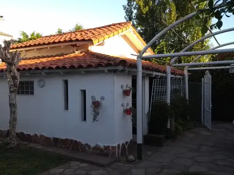 Local en Venta en Castelar Sur, USD 160.000