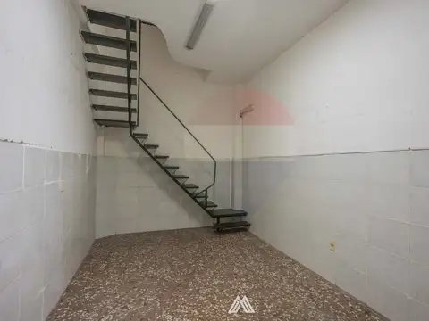 VENTA LOCAL COMERCIAL EN GALERIA CORDON