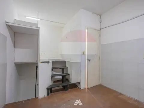 VENTA LOCAL COMERCIAL EN GALERIA CORDON