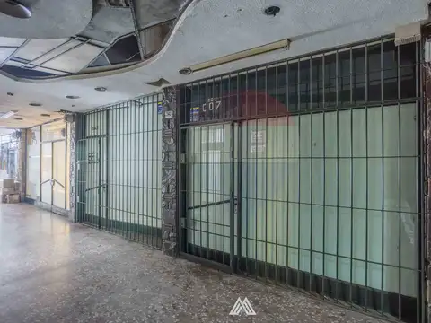 Local en Venta 68 años