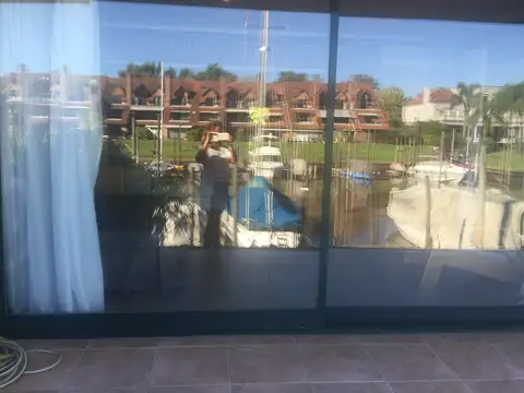 Departamento en Venta con 2 cocheras