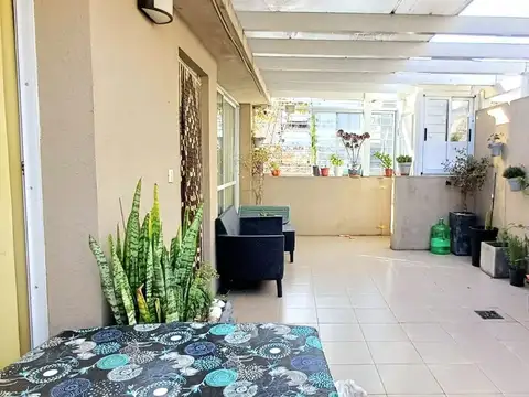 Depto Tipo Casa 3 ambientes con 3 baños