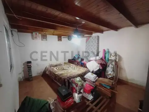 Casa 2 ambientes con 1 baño