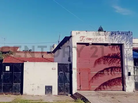 CASA EN VENTA LOMAS DE ZAMORA CON LOCAL