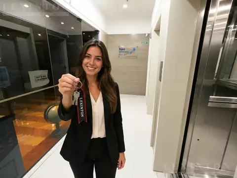 Oficina en Venta con 1 cochera