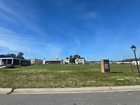 Terreno en Venta en Barrio Arenas Chico, USD 45.000